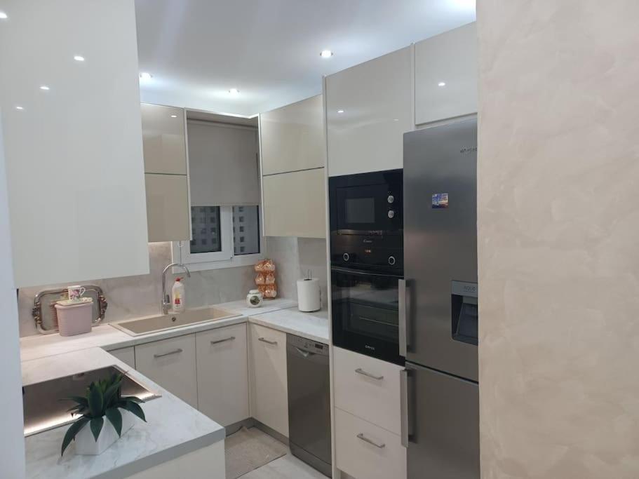 Cozy Renovated Apartment Atenas Exterior foto